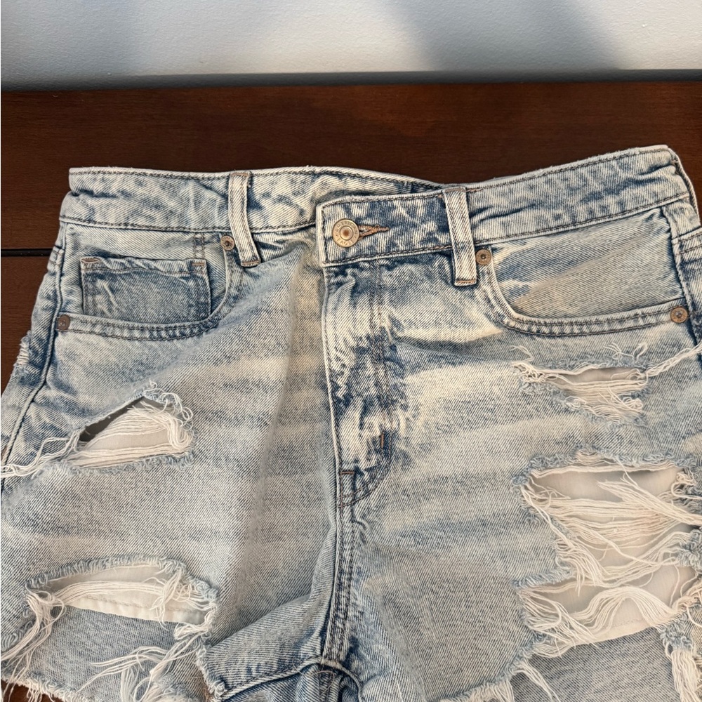 AE mom distressed jean shorts